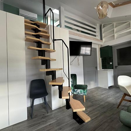 Forest Nook Main Square Loft Krasków Eksteriør bilde